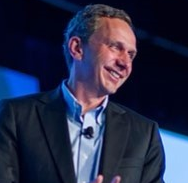 Entique Lores comes from graphic are side of HP 