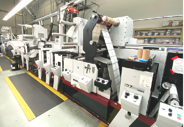 Mark Andy Hybrid label press 