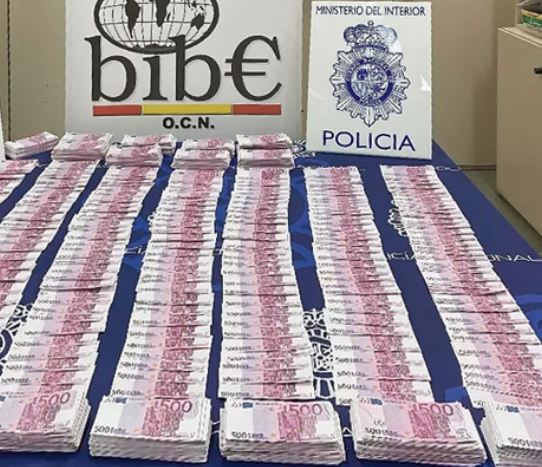 Some of the over 4 million in counterfeit 500 Euro notes