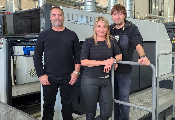 from LtoR: Gerry Bonneau (Partner),Josée Debien (Partner),John Chisca(general manager)