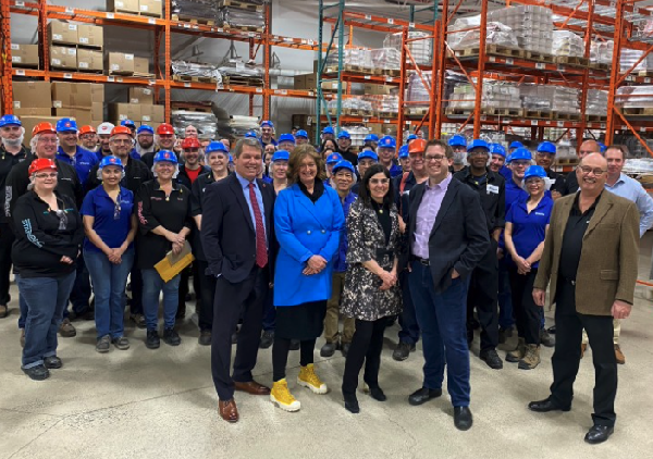 The largest employer in Smithville , Ontario 