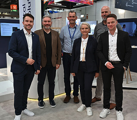 L to R -Felix Oberdorf, Koenig & Bauer, John Maxwell and Karl Ciz, Co-Founders at CoCoCo, Sandra Wagner, Koenig & Bauer, Andreas Aplien, Co-Founder CoCoCo and Marcel Guntsch, Koenig & Bauer