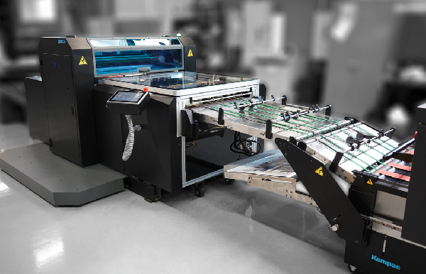 Kompac Onyx 30i: Coating for Digital Printing