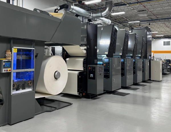 TwinFlex reaches production speeds up to 450 m/min, 